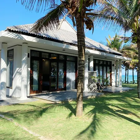 Starlight Villa Beach Resort
